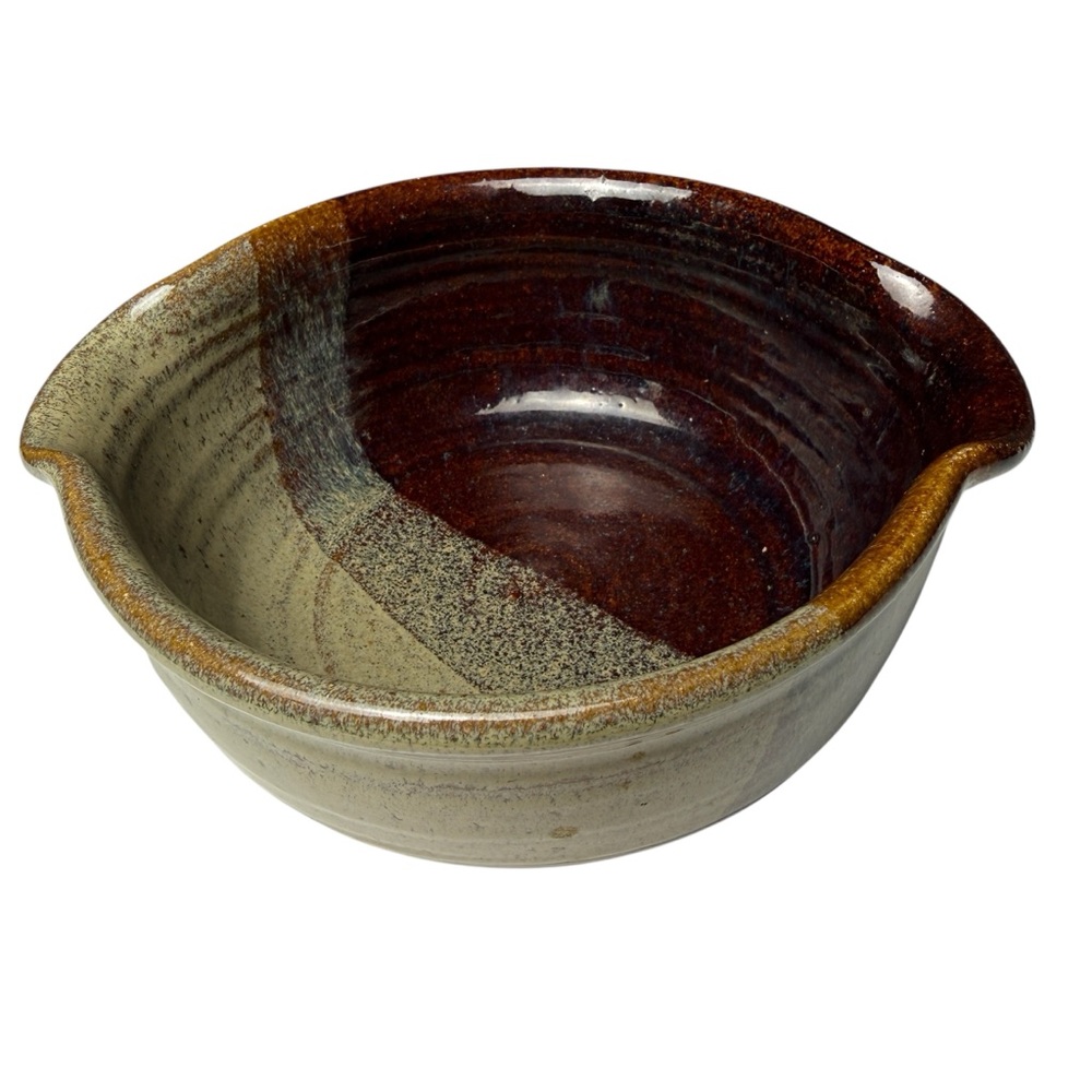 Handmade Studio Pottery Signed Shallow Bowl Earthy Boho Prairie Spout Cottage 7”